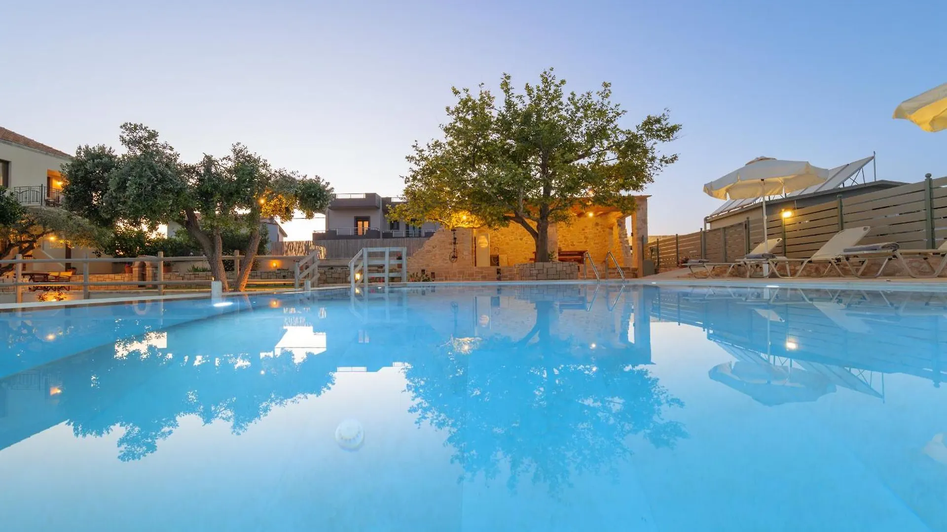 Villa Amarantos - Private Pool Stamni اليونان